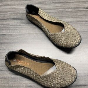 bernie mev. Women's Woven Flats - Tan EU 38 US 7.5